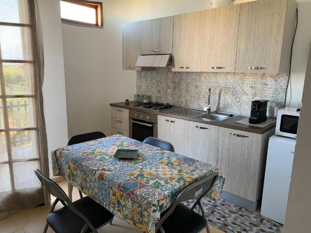 Casa Vacanza Torre Di Mezzo - Tramonto Marausa Kültér fotó